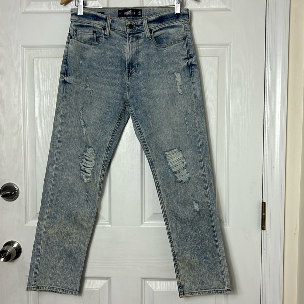 NEW NWT HOLLISTER Cropped relaxed epic flex men’s jeans size 28x30 distressed